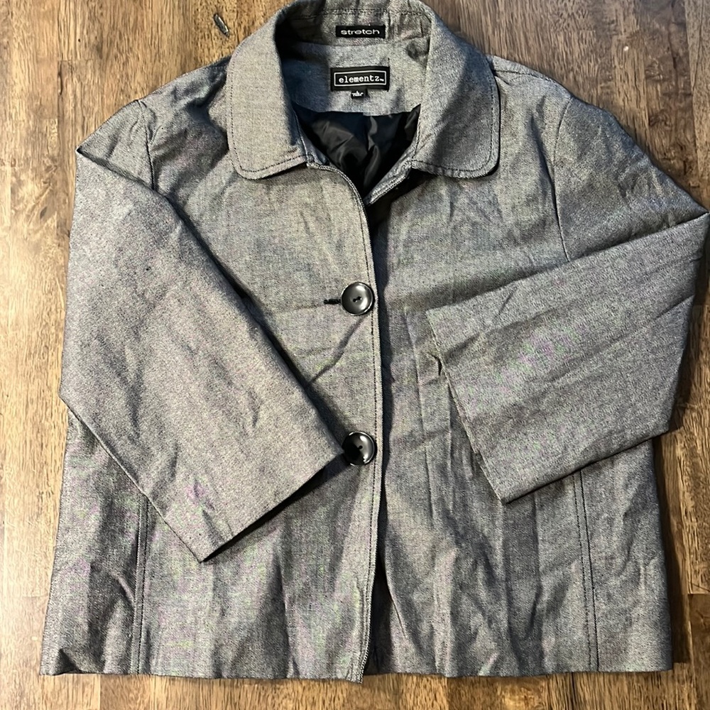 Elements Female Jacket Large
